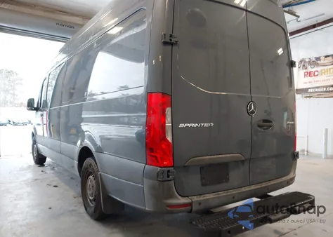2019 Mercedes-Benz Sprinter 2500 High Roof V6 z USA, uszkodzony, nr VIN WD4PF1CDXKP148464